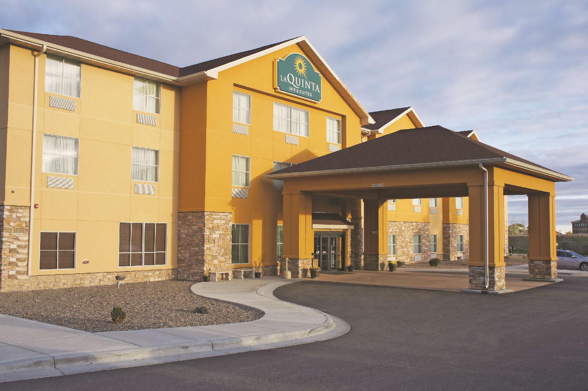 La Quinta Inn & Suites Casino And Bar By Wyndham Glendive Zewnętrze zdjęcie